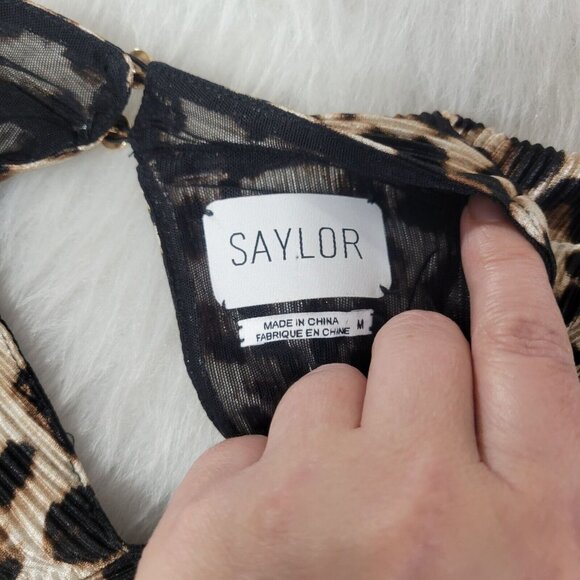 Saylor Emerson Leopard Animal Print Long Sleeve Ribbed Open Back Dress Medium - Picture 5 of 15